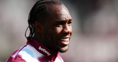 West Ham United striker Michail Antonio involved in horror car crash as club issues statement