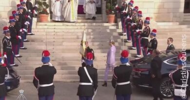 Princess Charlene and Prince Albert match with their twins in latest public appearance