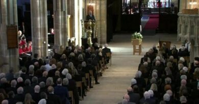 Tony Blair in heartfelt eulogy to John Prescott as his praises his ‘courage and loyalty’