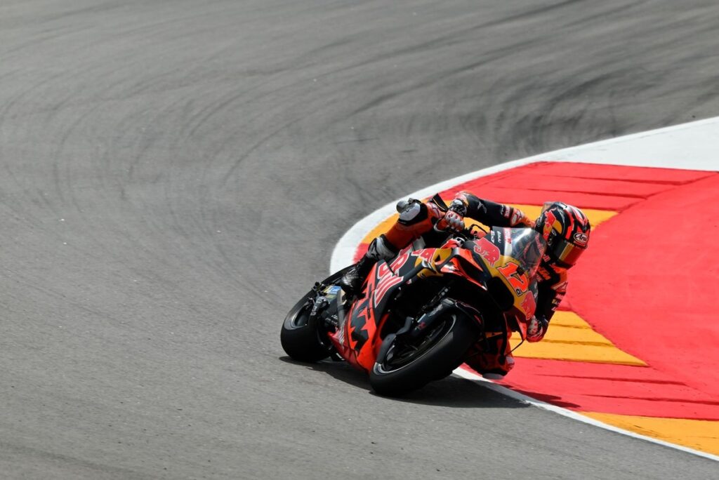 As three riders reach Q2, could KTM finally surprise in Aragon MotoGP race?