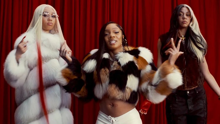 Anycia, GloRilla And KARRAHBOOO Don’t Beg And Definitely Don’t Chase On “Never Need” Anycia, GloRilla And KARRAHBOOO Don’t Beg And Definitely Don’t Chase On “Never Need”