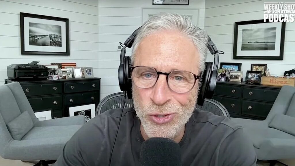 Jon Stewart Calls ABC a ‘F–king Joke’ for Firing Terry Moran Over Anti-Trump Tweet