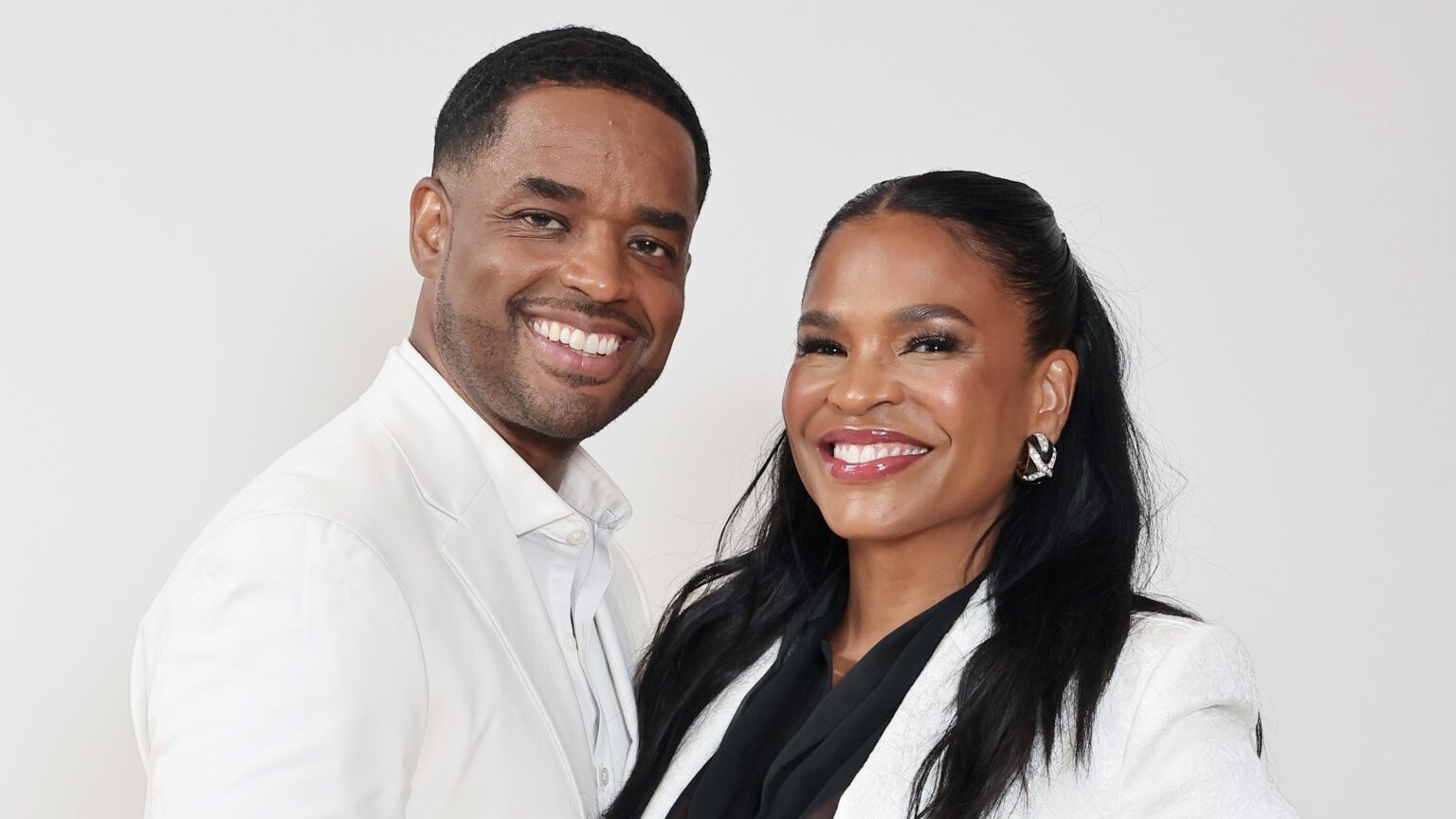 Doin’ Too Much? Larenz Tate & Nia Long’s Recent Link-Up Has The Internet Calling His Wife A “Strong Woman” (WATCH)