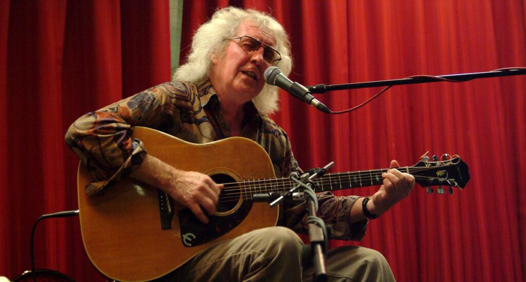 He played a guitar held together by a belt, was admired by Keith Richards, covered by Springsteen and described by Bert Jansch as “the most underrated guitarist ever” – the life and times of a beatnik folk pioneer He played a guitar held together by a belt, was admired by Keith Richards, covered by Springsteen and described by Bert Jansch as “the most underrated guitarist ever” – the life and times of a beatnik folk pioneer
