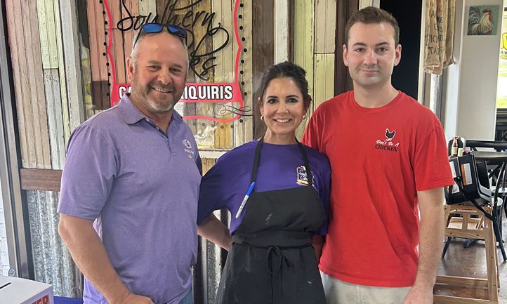 Southern Chicks Baton Rouge Grand Opening Draws Fans, Foodies, and Local Press Southern Chicks Baton Rouge Grand Opening Draws Fans, Foodies, and Local Press