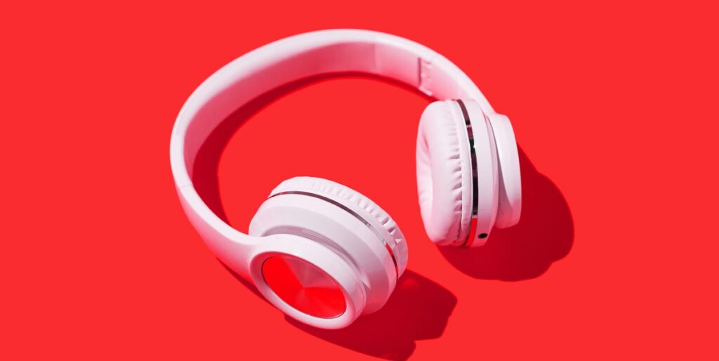 I Depend on Music to Power My Workouts. Here’s What Happened When I Skipped the Playlists for a Week.