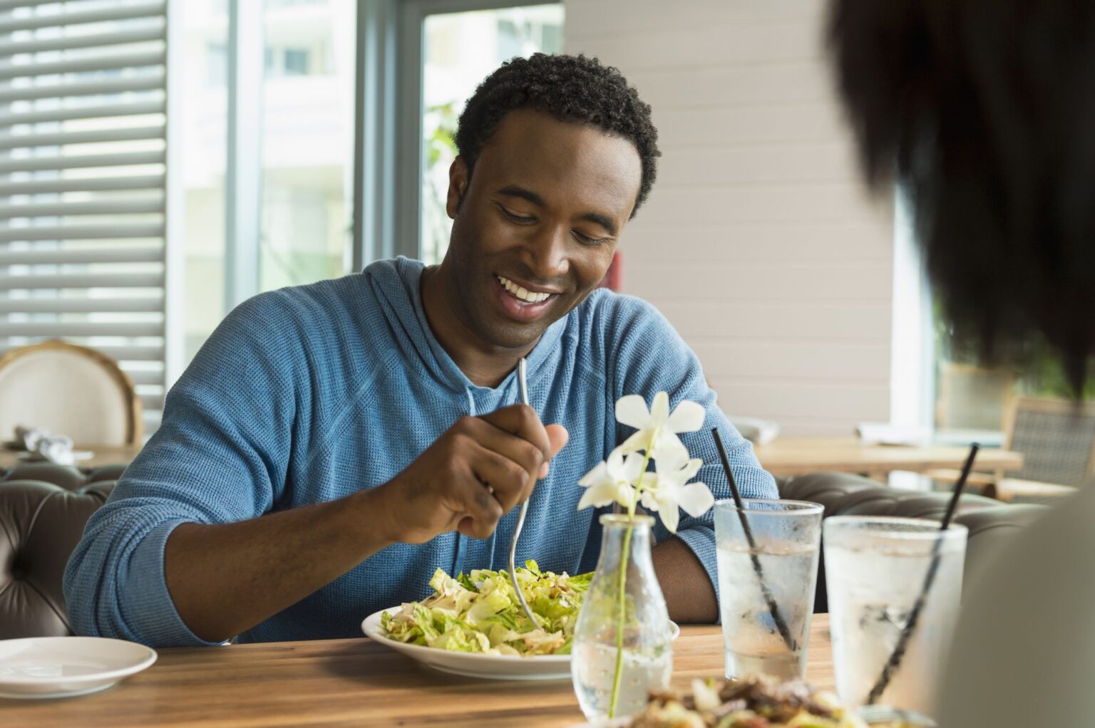 This Is The Minimum (And Maximum) Calories You Need Every Day