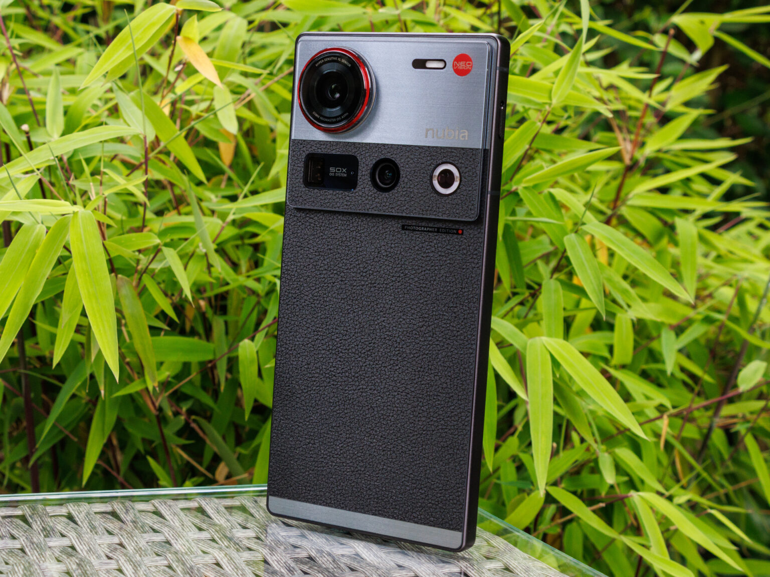 Nubia Z70S Ultra Smartphone Review: Lots of high-end features with an unusual retro camera look Nubia Z70S Ultra Smartphone Review: Lots of high-end features with an unusual retro camera look