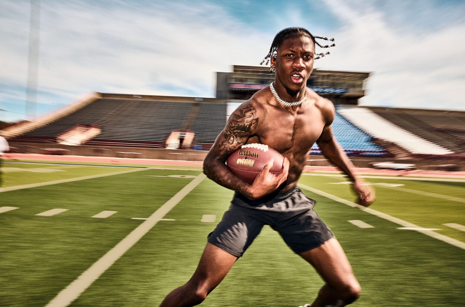 Modern QB, Old-School Drive: Why Keelon Russell Is Ahead of the Game