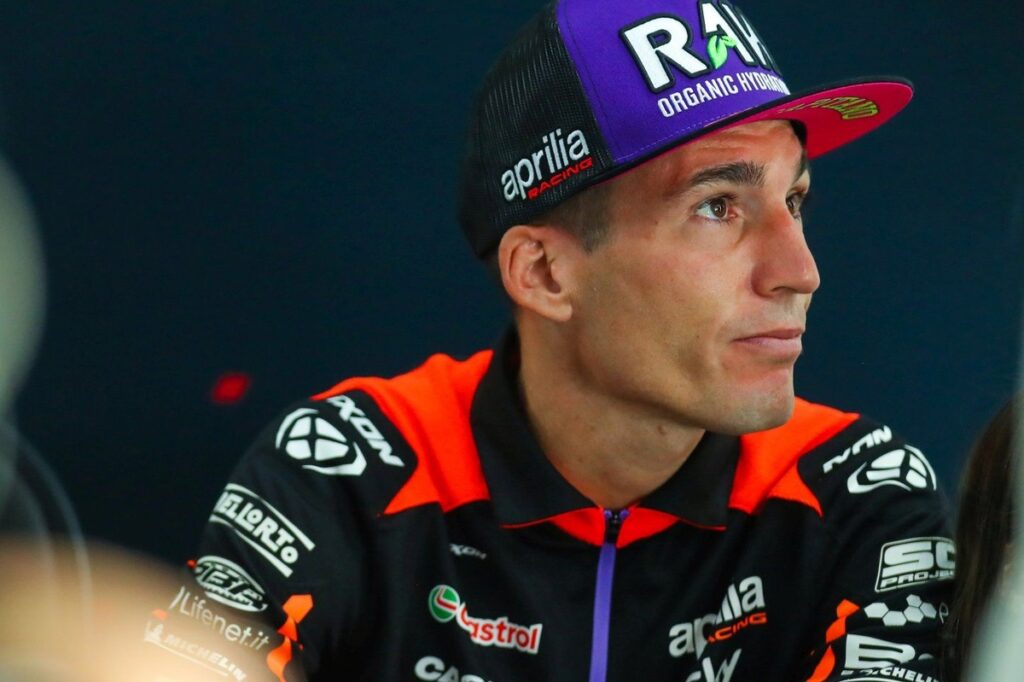 Aleix Espargaro doesn’t understand why Aprilia would “force” Jorge Martin to stay