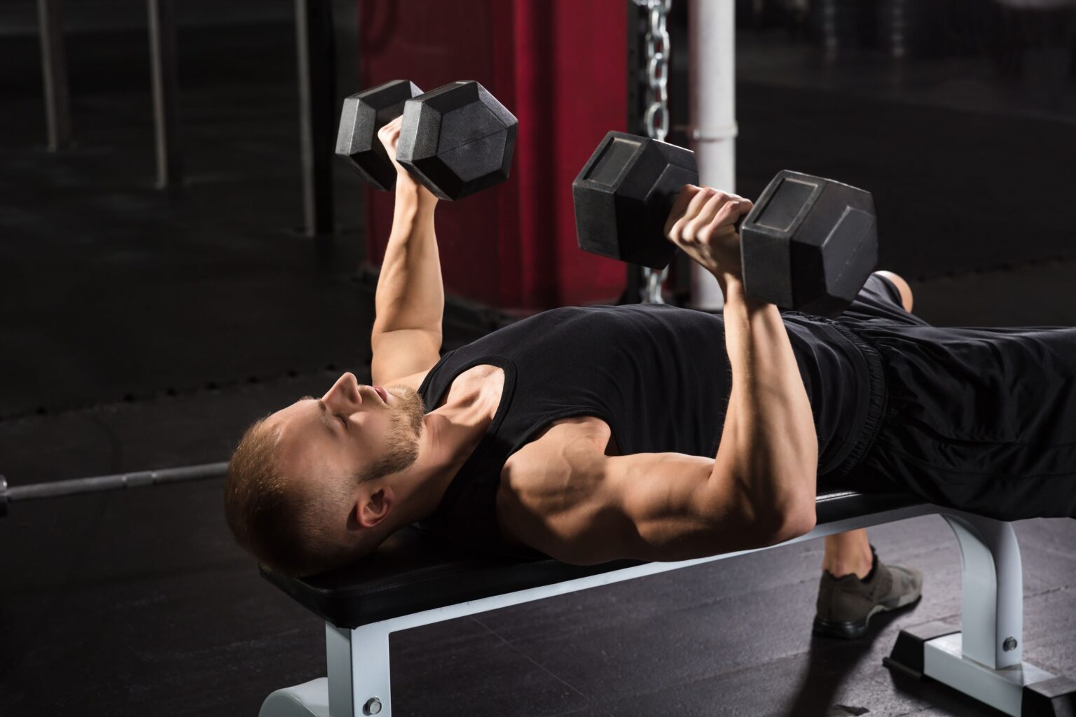 Push (and Pull) Yourself to Double Duty With This Chest and Back Workout Push (and Pull) Yourself to Double Duty With This Chest and Back Workout