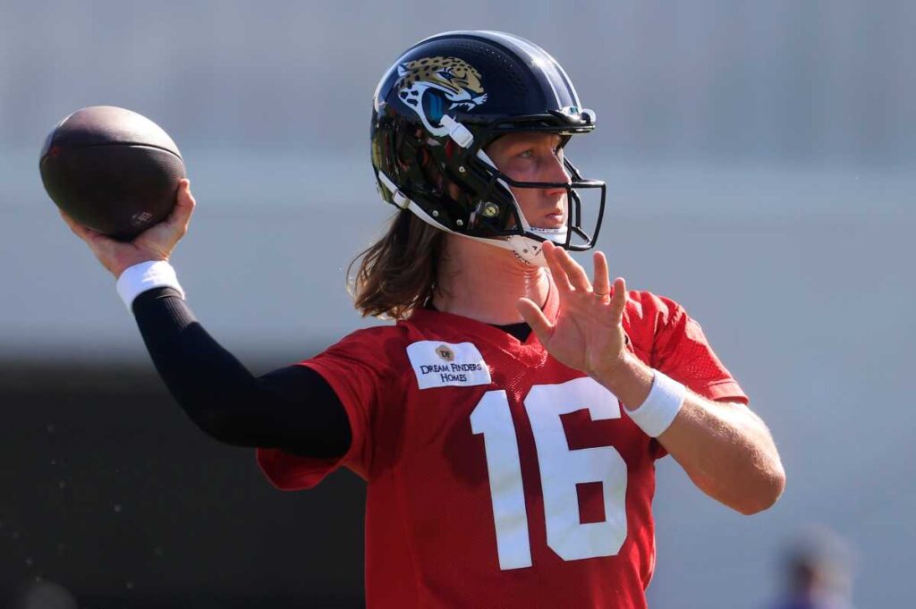 Most Overpaid QB in NFL? Bleacher Report Drops Bombshell on Trevor Lawrence