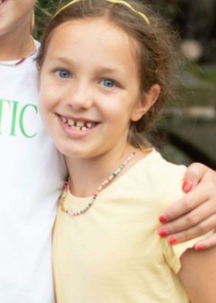 Chiefs owner Clark Hunt’s family mourns death of 9-year-old relative in Texas flooding: ‘Our hearts are broken’ Chiefs owner Clark Hunt’s family mourns death of 9-year-old relative in Texas flooding: ‘Our hearts are broken’