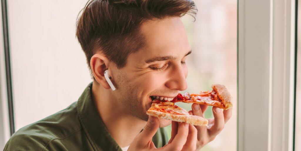 Here’s Why Weed Gives You the Munchies Here’s Why Weed Gives You the Munchies