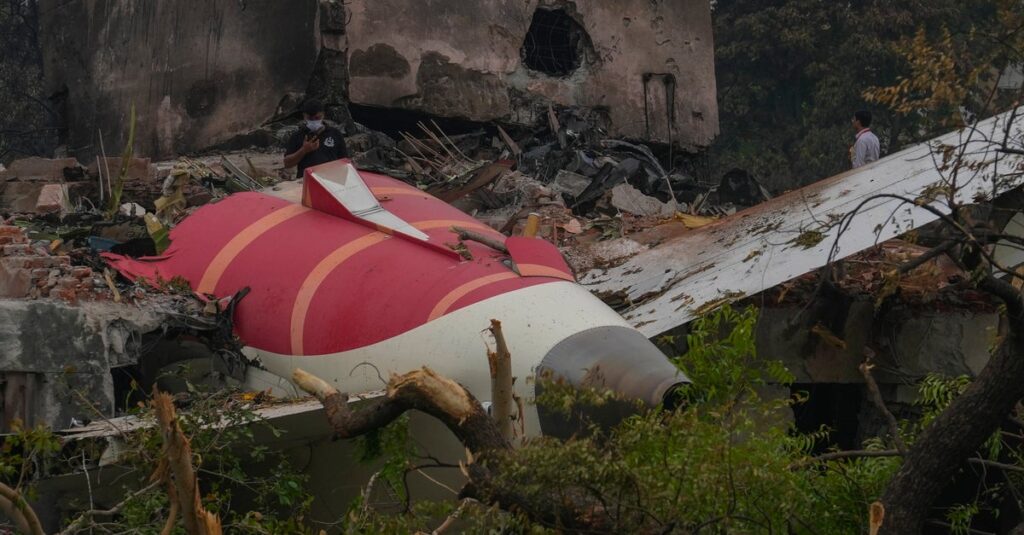 Air India Crash Investigation Finds Fuel Was Cut Seconds After Takeoff Air India Crash Investigation Finds Fuel Was Cut Seconds After Takeoff