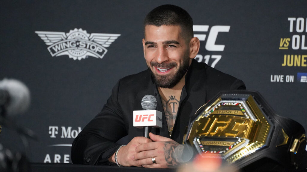 Former UFC lightweight champion says ‘Ilia Topuria is special’
