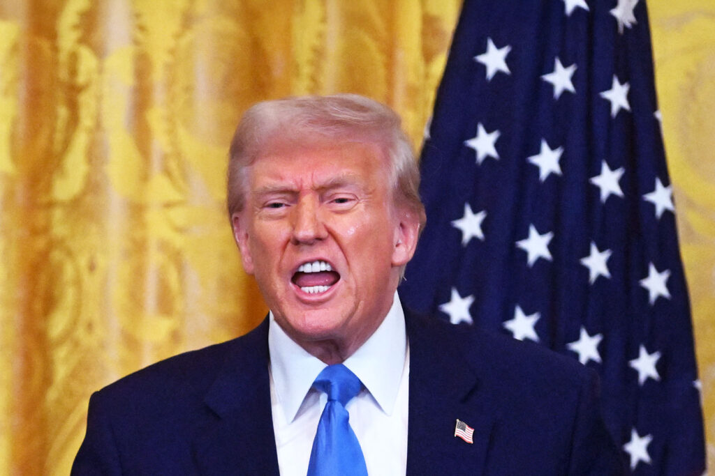 “I call it the Epstein hoax”: Trump attacks MAGA “weaklings”