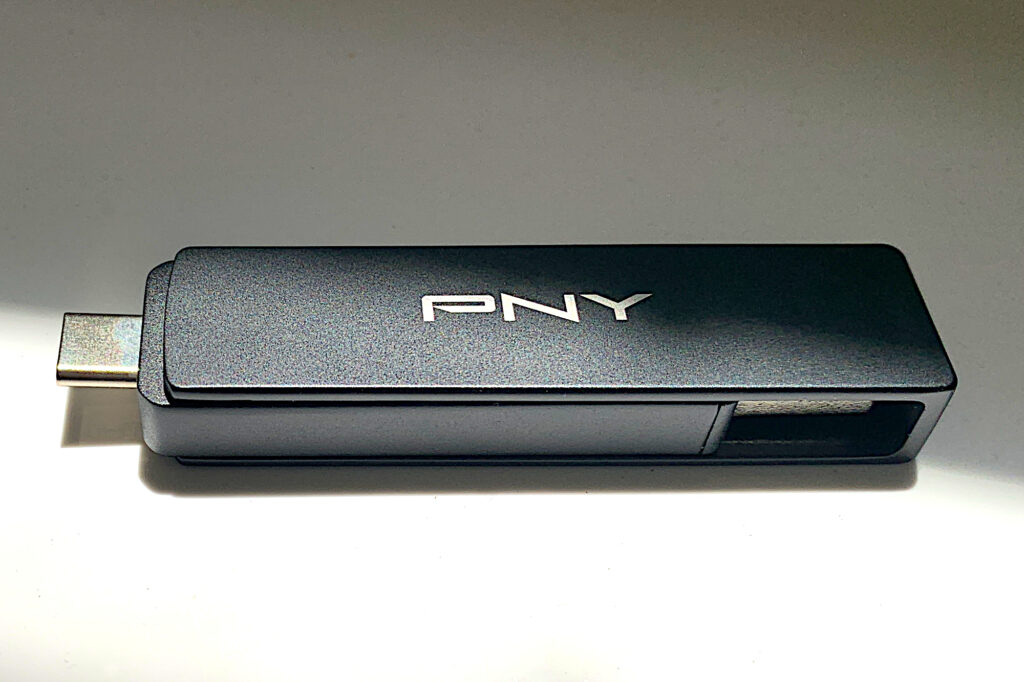 PNY Duo Link V3 review: A versatile USB flash drive for light-duty use PNY Duo Link V3 review: A versatile USB flash drive for light-duty use