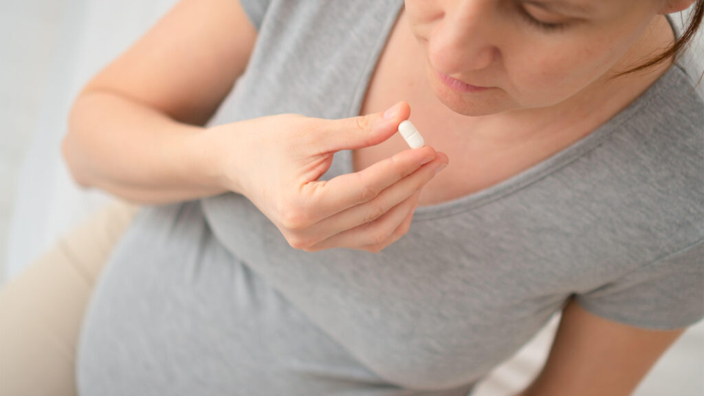 FDA Panel Takes Aim at SSRI Use During Pregnancy FDA Panel Takes Aim at SSRI Use During Pregnancy