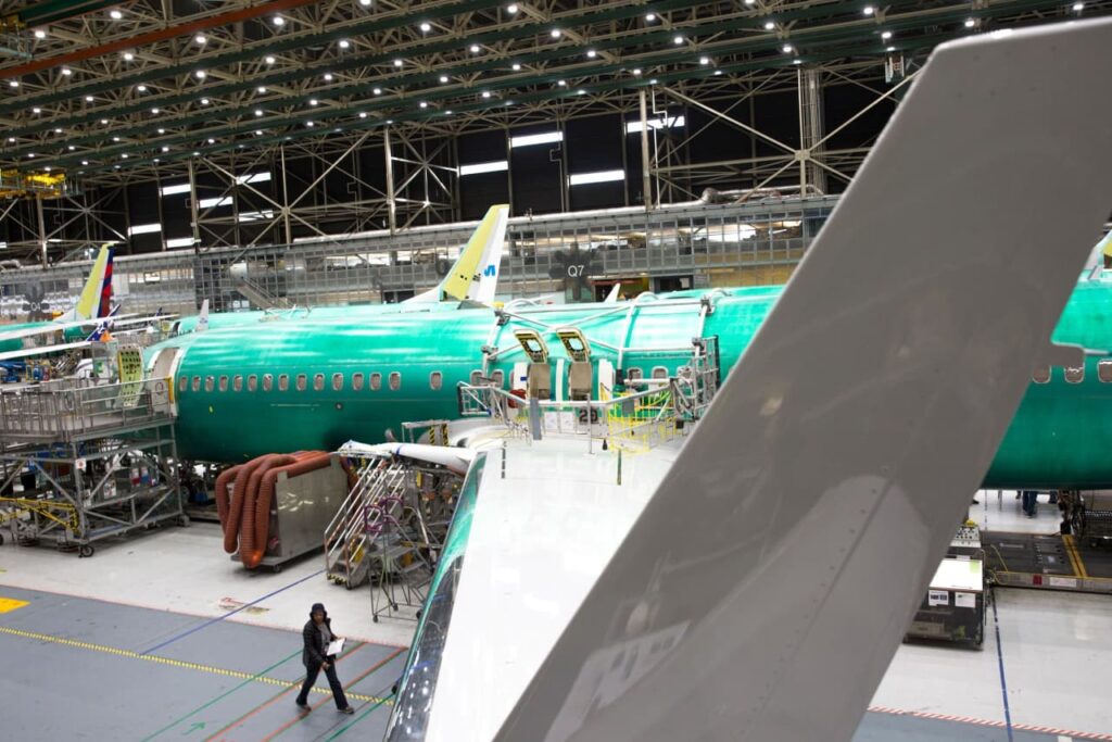 Durable-goods orders show business investment holding up despite uncertainty