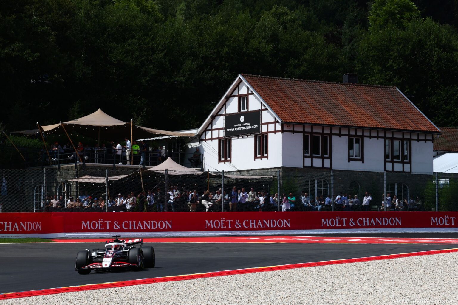 Ocon ‘savoure’ une cinquième place qui ‘veut dire beaucoup’ à Spa