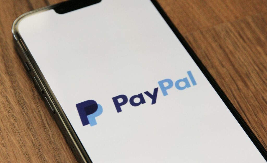 PayPay Expands Crypto Payments for U.S. Merchants to Cut Cross-Border Fees