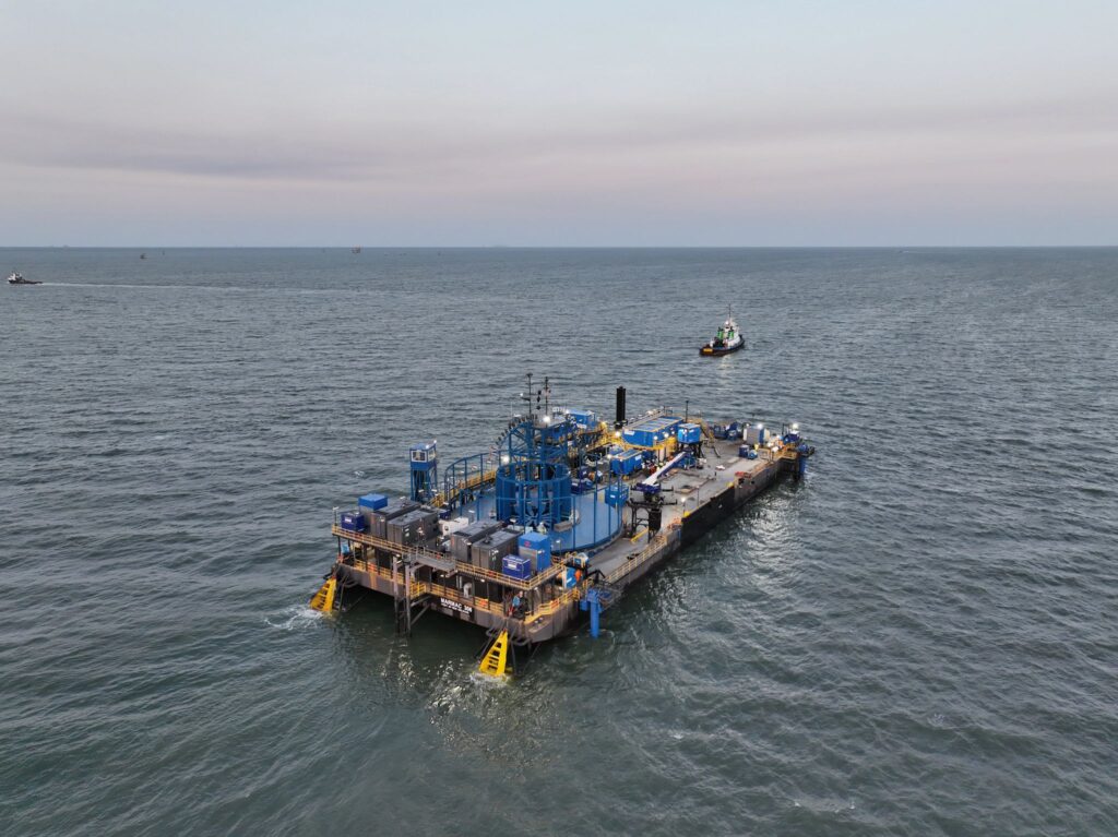 Nexans and Crowley Wind Services partner on US cable lay barge Nexans and Crowley Wind Services partner on US cable lay barge