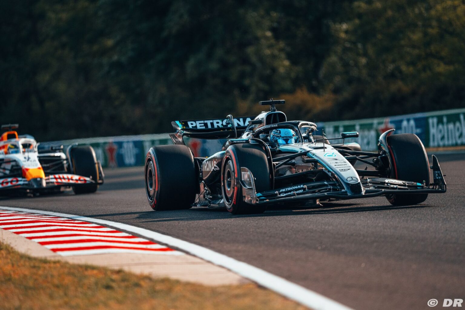 Mercedes F1 a maintenant une W16 ‘plus stable et équilibrée’