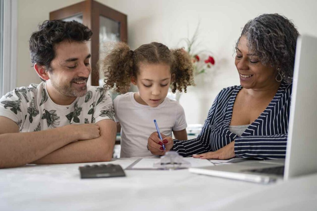 The viral way to teach kids to build a nest egg and invest it wisely