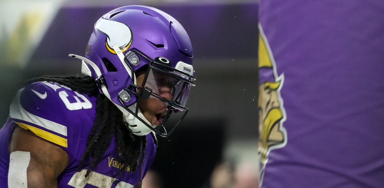 Dolphins Sign Former Vikings RB