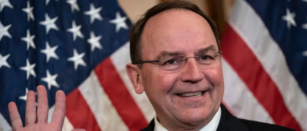 EXCLUSIVE: Clear GOP Frontrunner Emerges For Wide Open Governor Race, Polling Shows