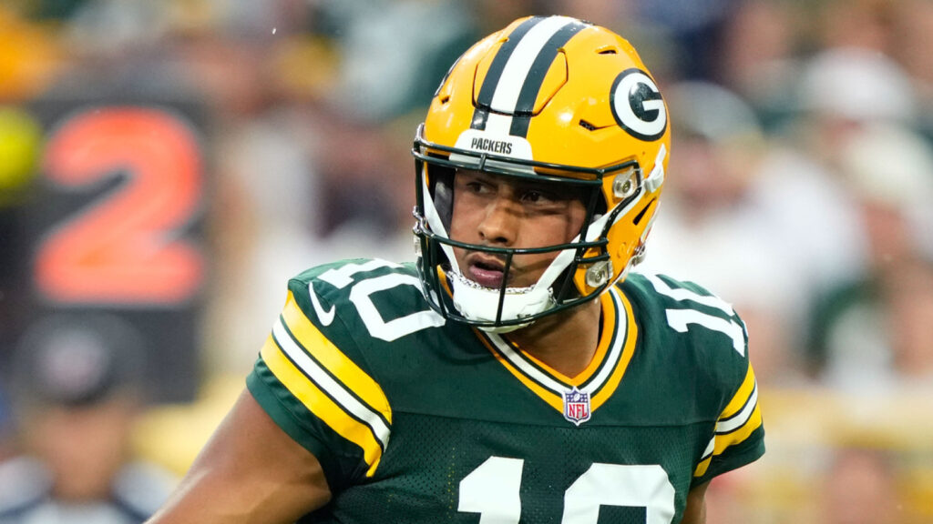 Packers cautious with QB Jordan Love after thumb surgery