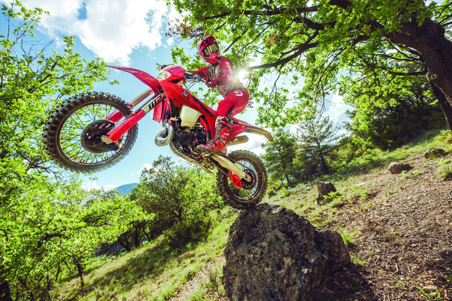 GASGAS Reveals 2026 Off-Road Range: Fresh Look, Key Updates, and Enduro Line-up Changes!