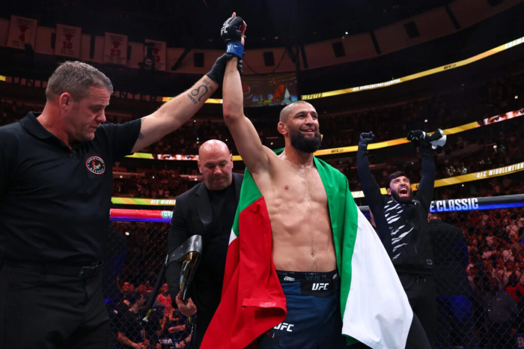 UFC 319 referee Marc Goddard gets support amid debate involving Khamzat Chimaev