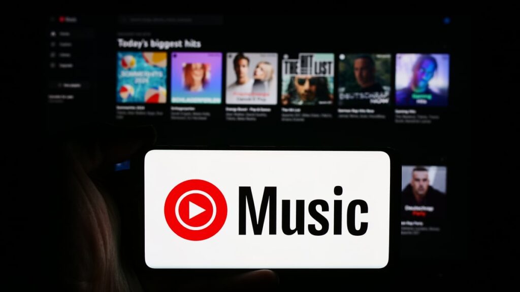 YouTube Music courts mega fans with new features