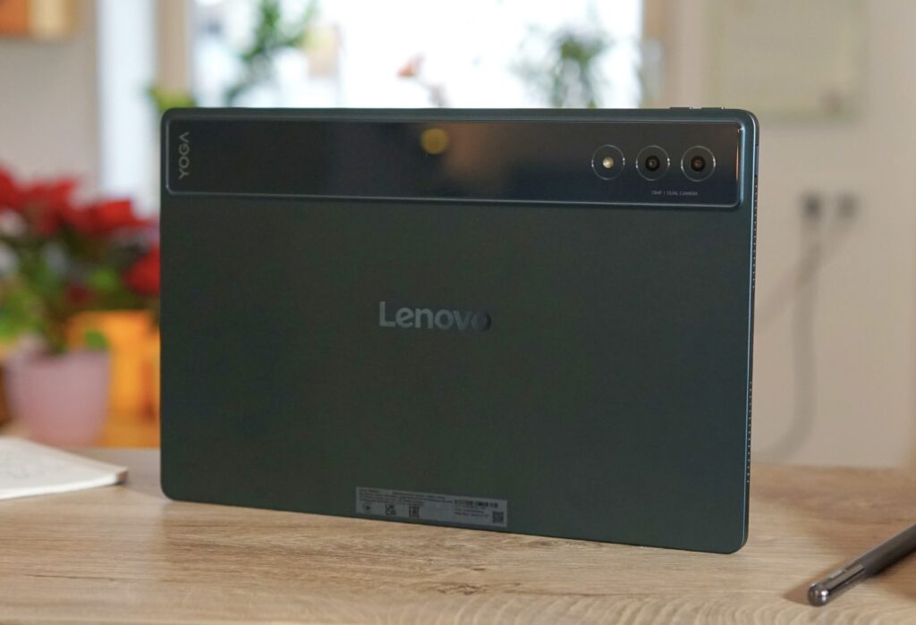 Lenovo Yoga Tab Plus plummets to new record-low price, thanks to massive $325 discount