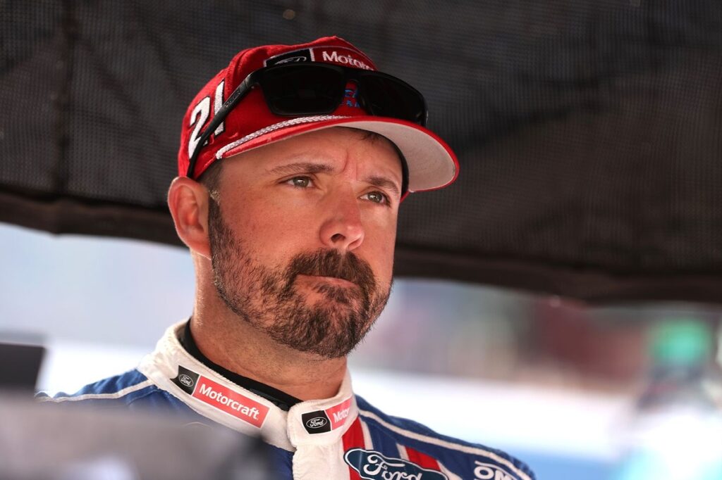 Josh Berry still baffled by Lap 1 crash as his car “bottomed out” Josh Berry still baffled by Lap 1 crash as his car “bottomed out”