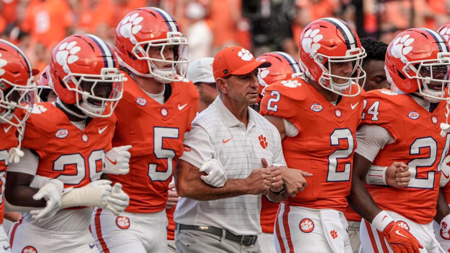 What top-ranked teams that lost in Week 1 must do to reach CFP