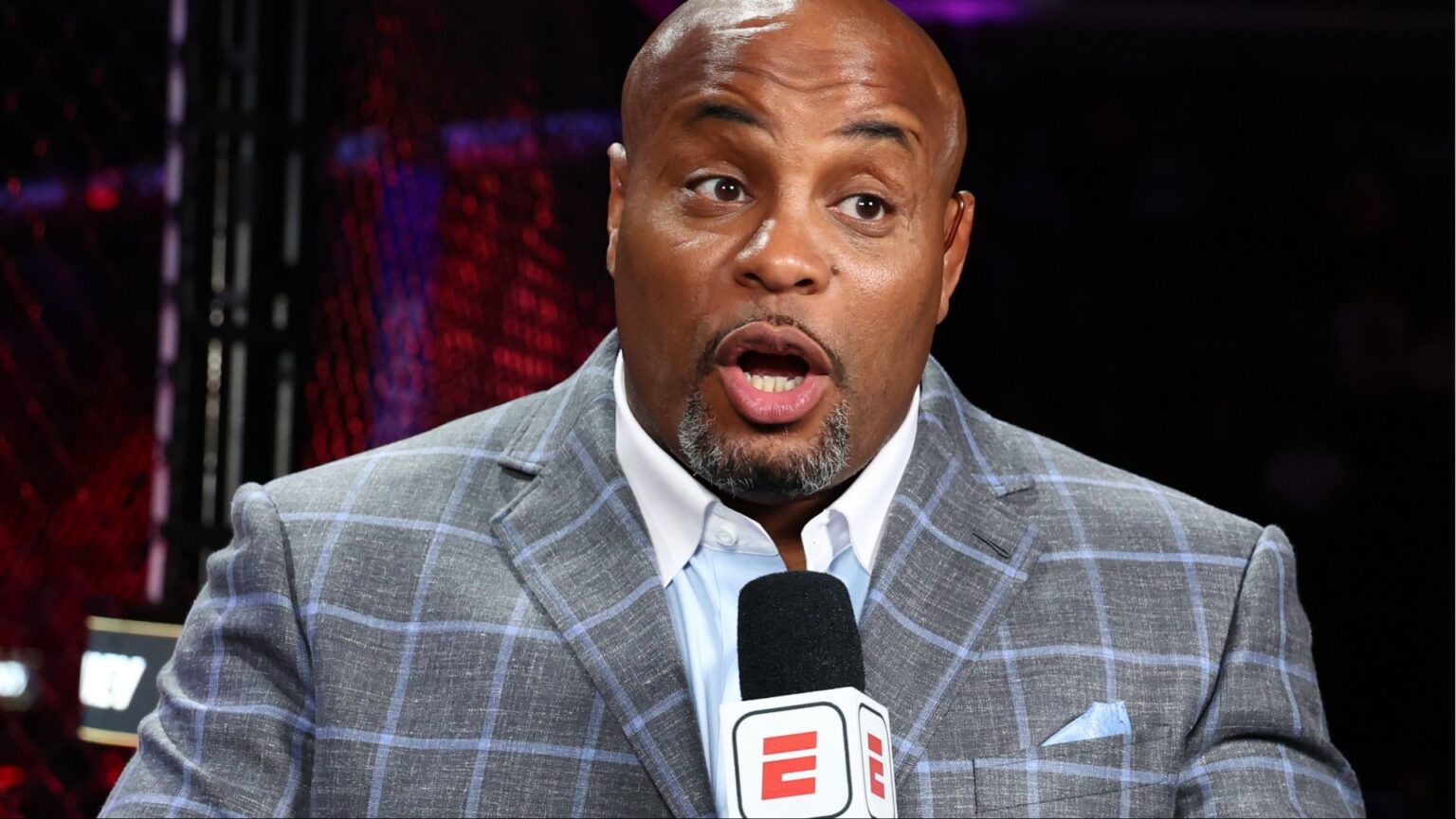 Daniel Cormier points out significant problem with ‘ridiculous’ Floyd Mayweather Jr. vs. Mike Tyson announcement