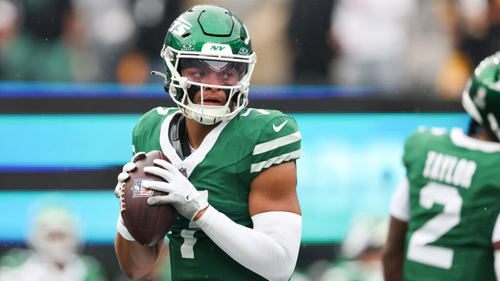 Justin Fields, former college teammate showcase renewed chemistry vs. Steelers