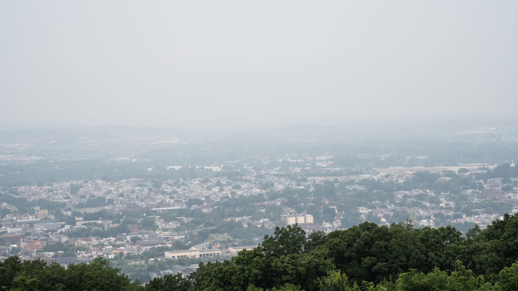 Alzheimer’s Disease Exacerbated by Air Pollution, Autopsy Study Suggests