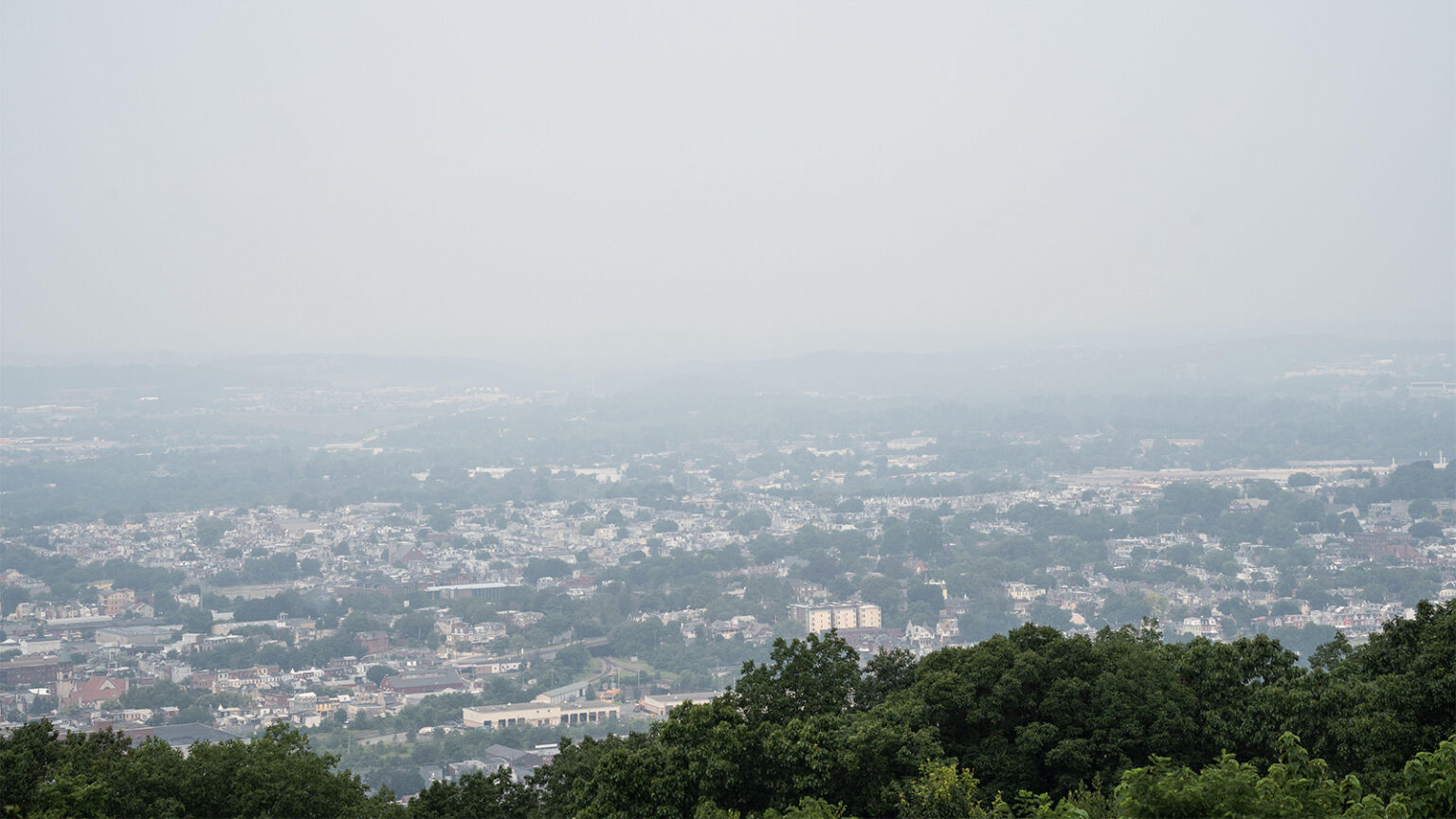 Alzheimer’s Disease Exacerbated by Air Pollution, Autopsy Study Suggests