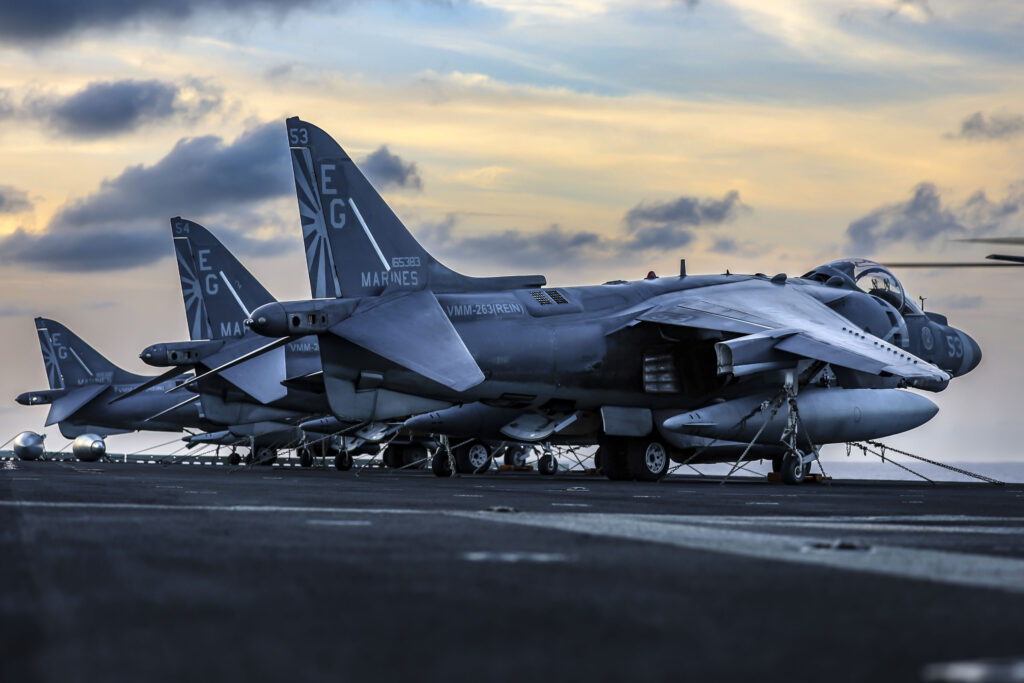 US Jets Fly to Venezuela’s Neighbor Amid Tensions in Caribbean