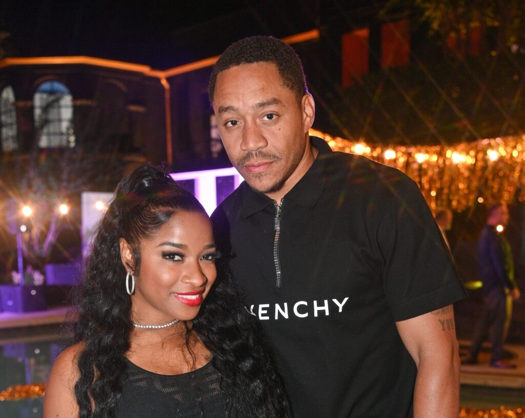 Social Media Is Cuttin’ UP With Reactions Over Robert Rushing’s Response To Toya Johnson Bending Over (WATCH)