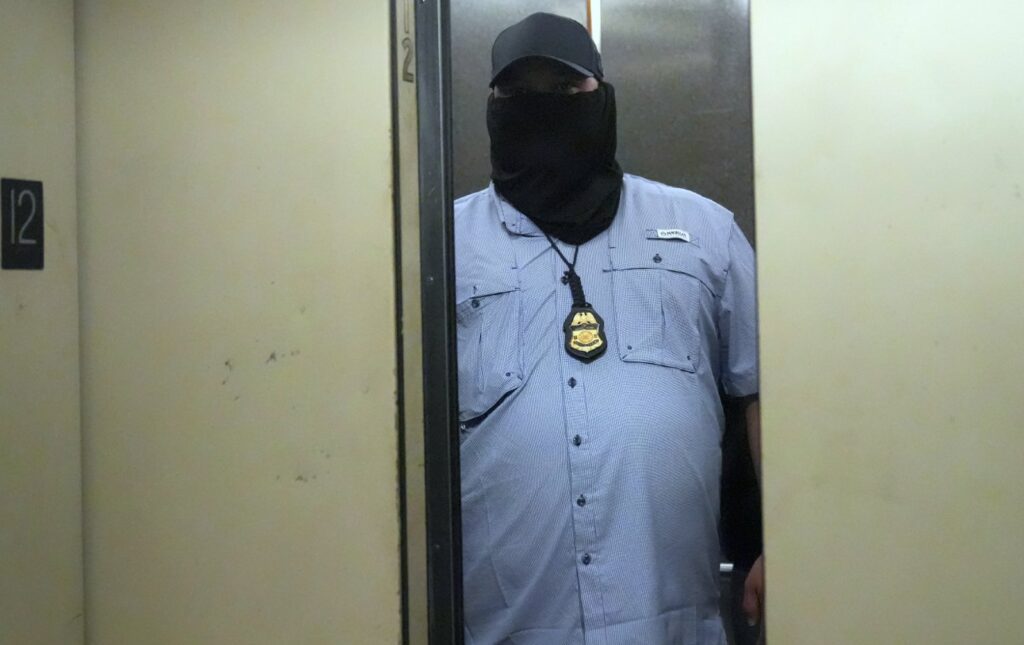 Trump Is Expanding His Masked Thugocracy