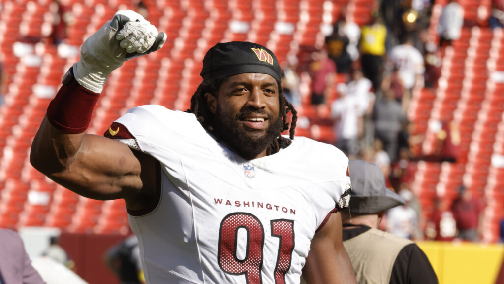 Commanders get bad news on DE’s injury following Week 2 loss