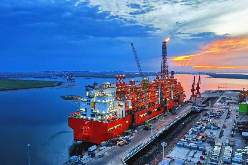 Singapore’s POSH on towing duty from Asia to Africa for Eni’s Congo-bound FLNG