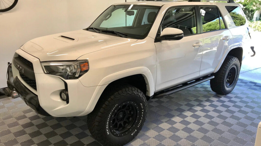 5 Of The Best Toyota 4Runner Rock Sliders, According To Users