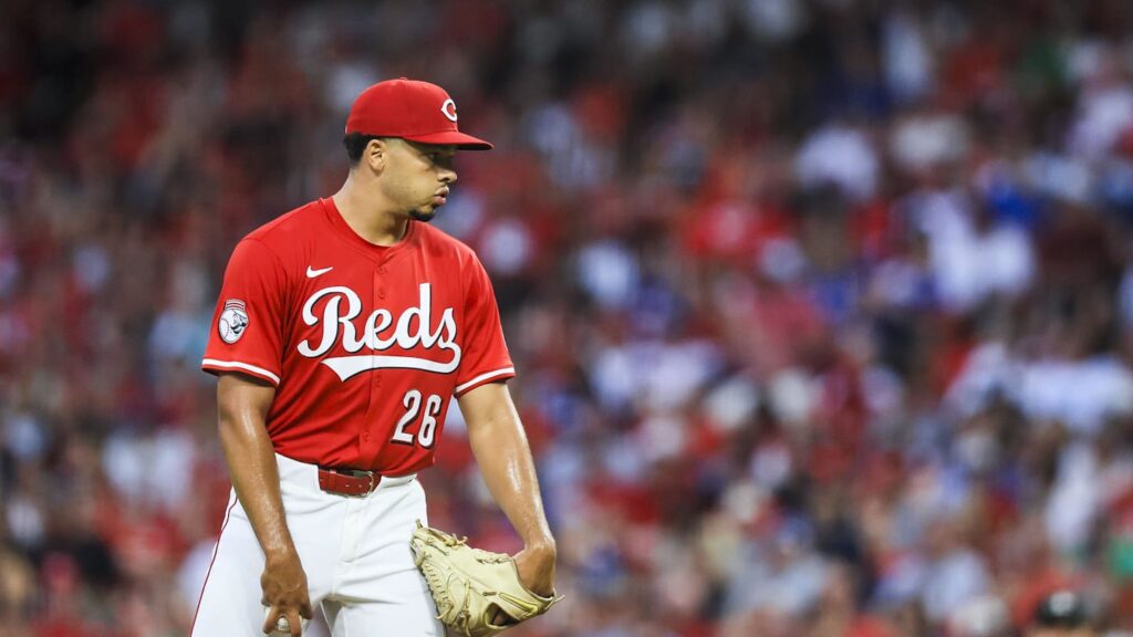 Cincinnati Reds Rookie Chase Burns Poised For Breakout Season in 2026