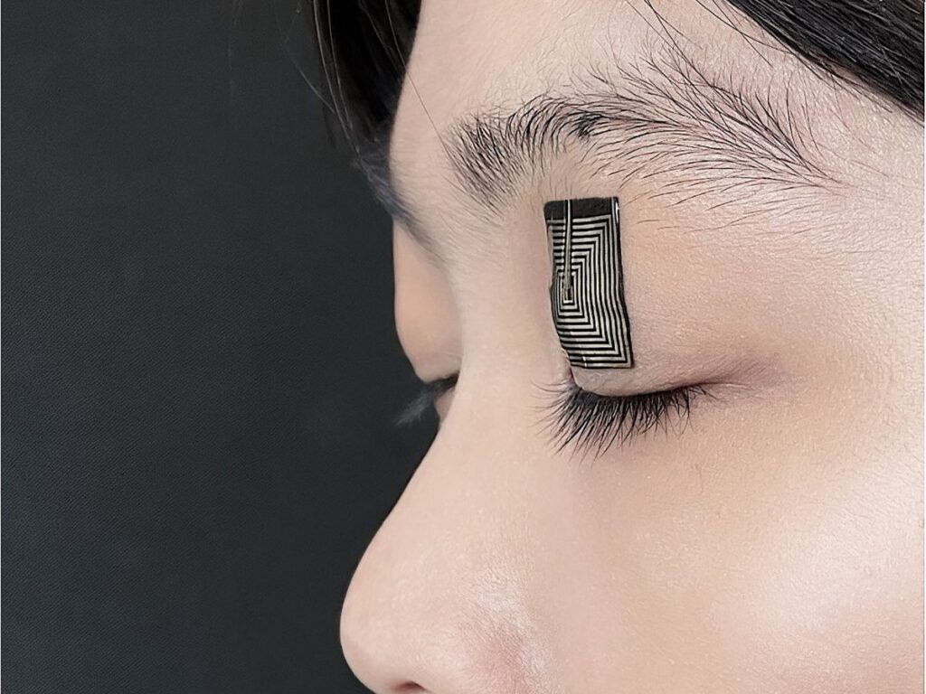 UCLA develops eyelid-mounted sensor to track fatigue with 96% accuracy